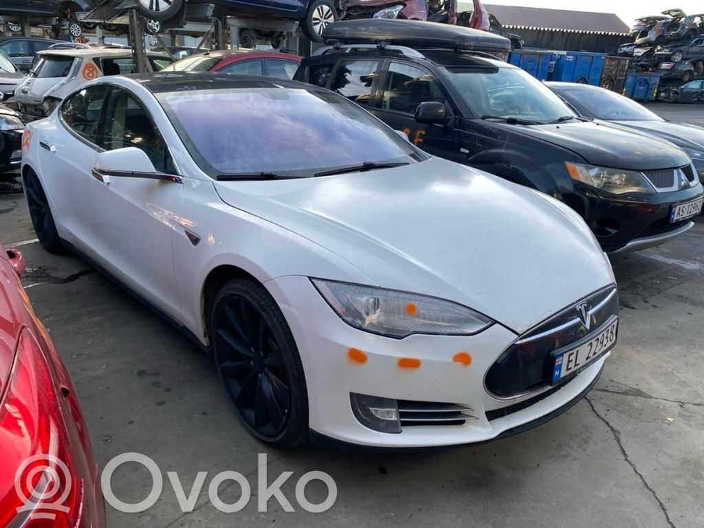 Model S Tesla Model S  6006622E0H