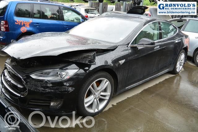 Model S Tesla Model S  600895300D