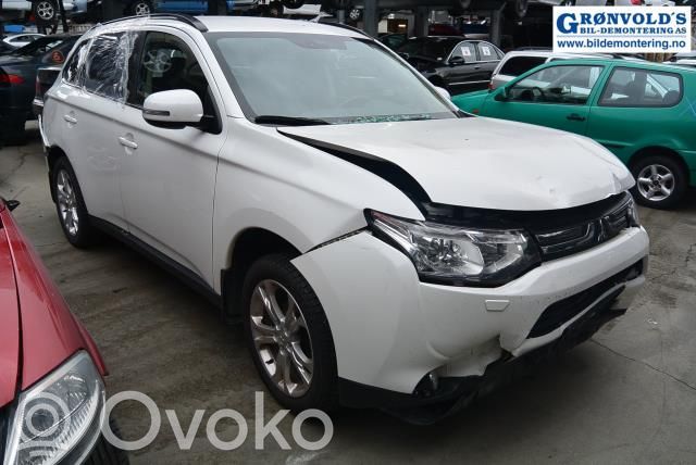 Outlander Outlander  8330A788