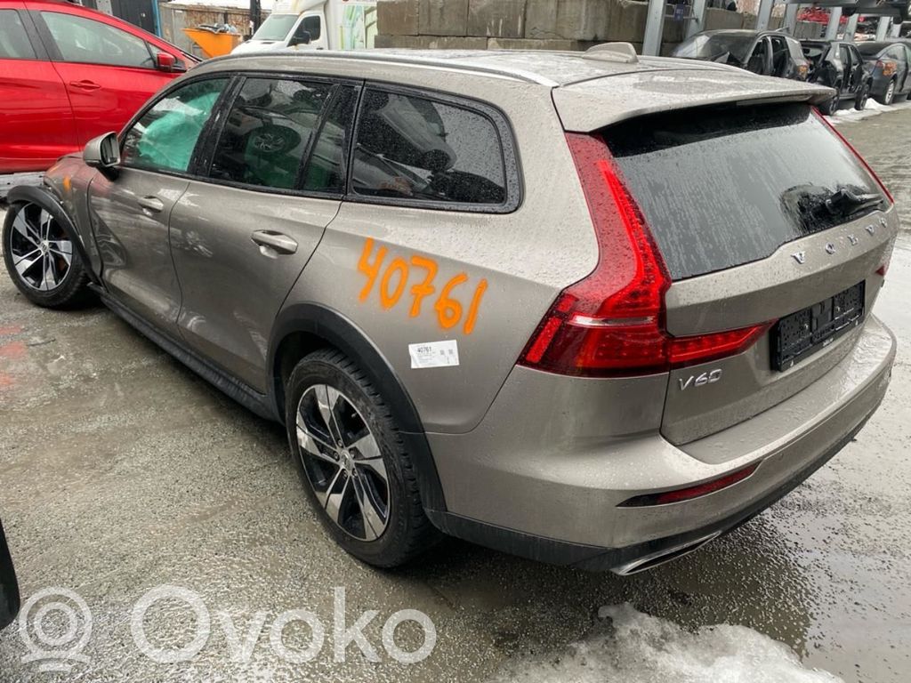 V60 V60, V60 Cross Country  36003280