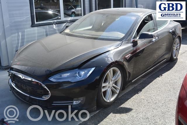 Model S Tesla Model S  103779700A