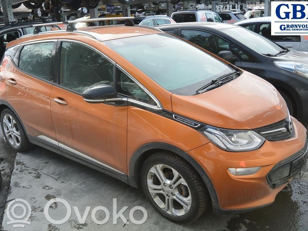 Ampera- E Ampera  13524087