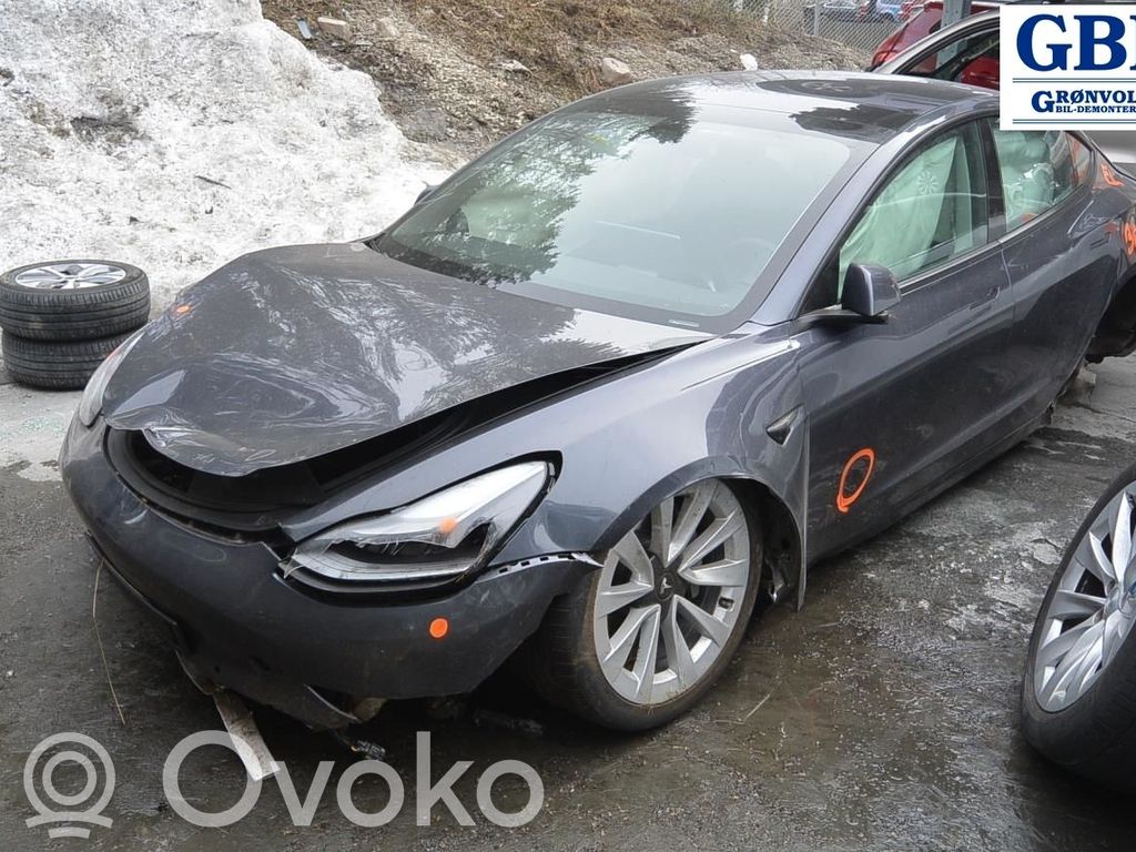 Model 3 Tesla Model 3  110354100A