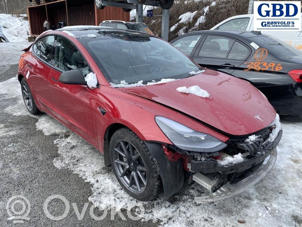 Model 3 Tesla Model 3  109329500A