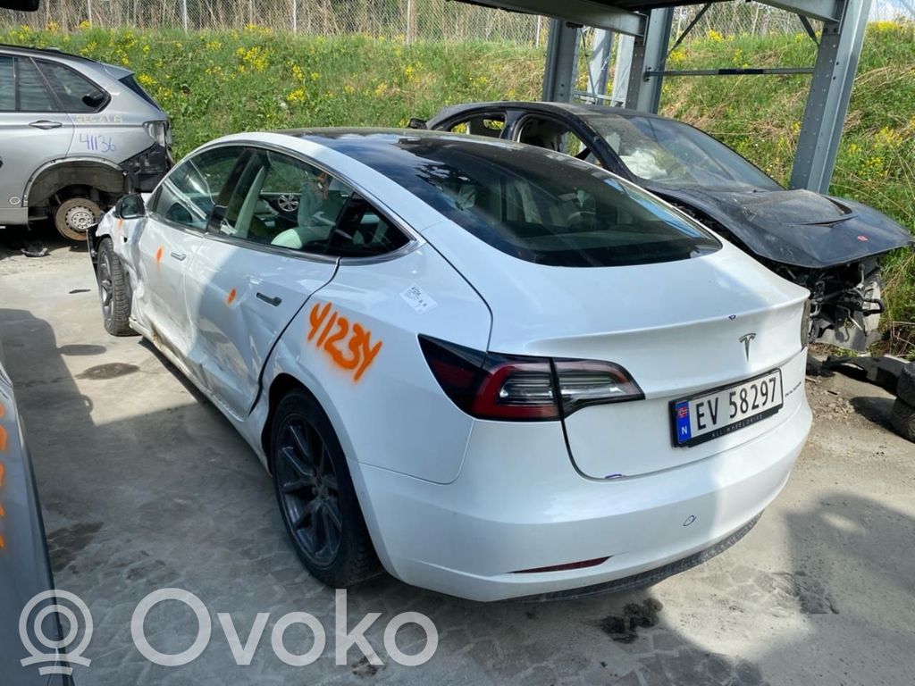 Model 3 Tesla Model 3
