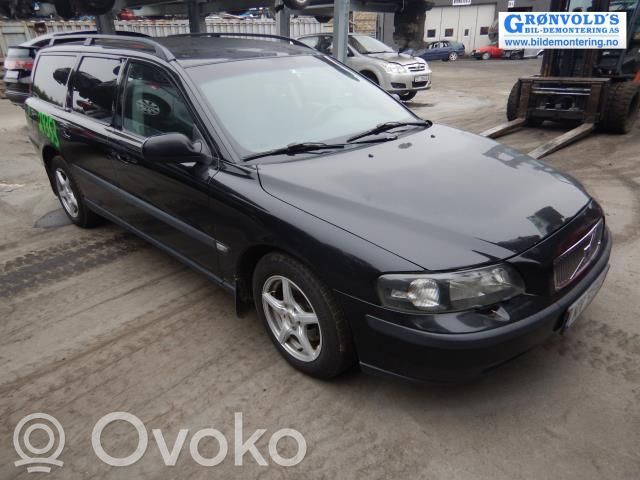 V70 S70, V70, V70 XC  8602409