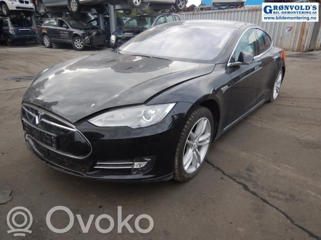 Model S Tesla Model S  30100334