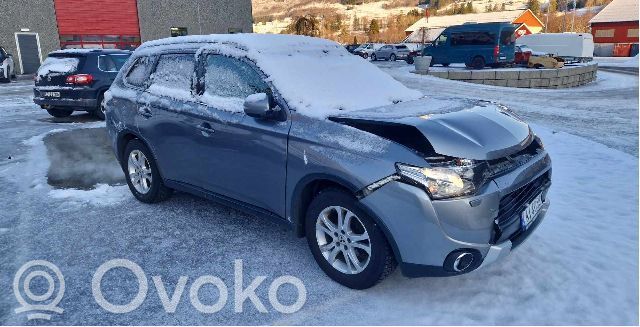 Outlander Outlander  1860C524