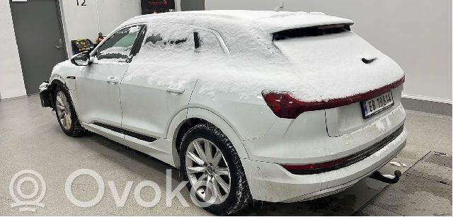 e-tron e-tron  4KE399313C