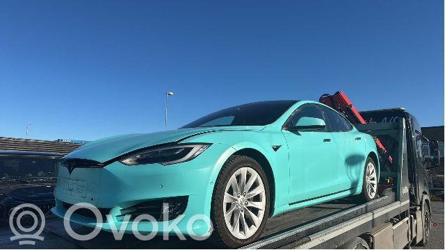 Model S Tesla Model S  111237900G