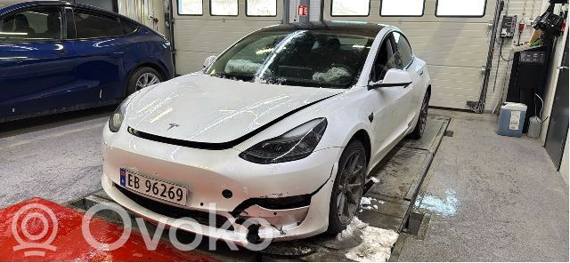 Model 3 Tesla Model 3  175510000D