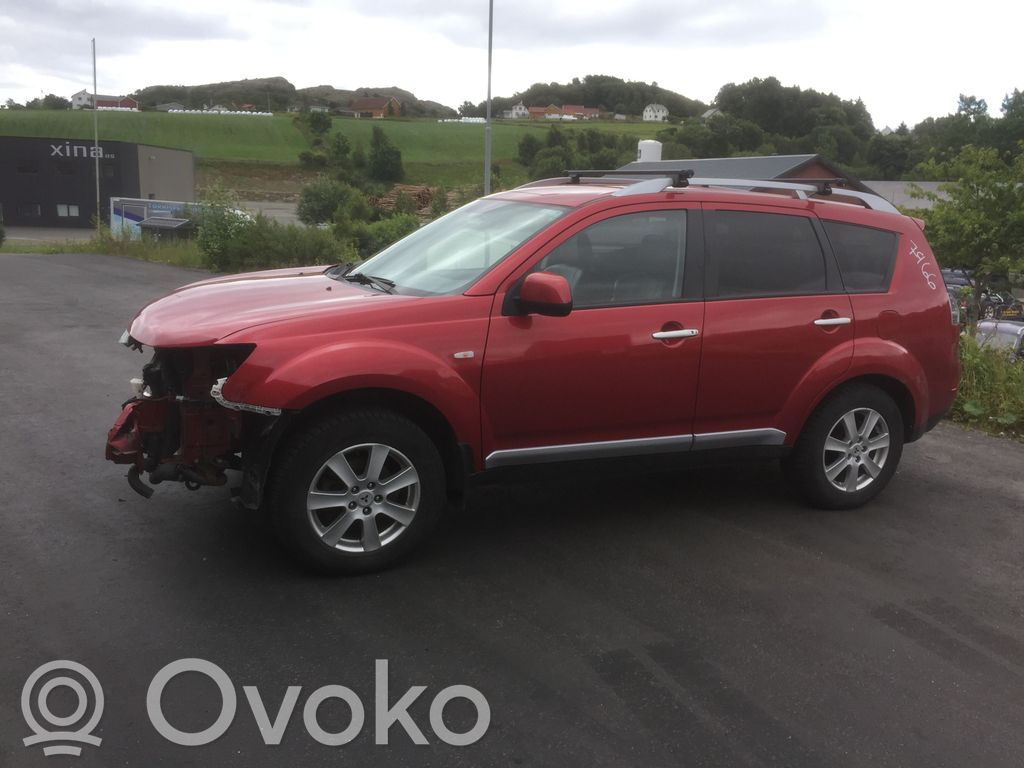 Outlander Outlander  MN141582