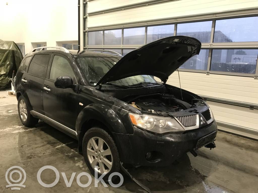 Outlander Outlander  8331A005