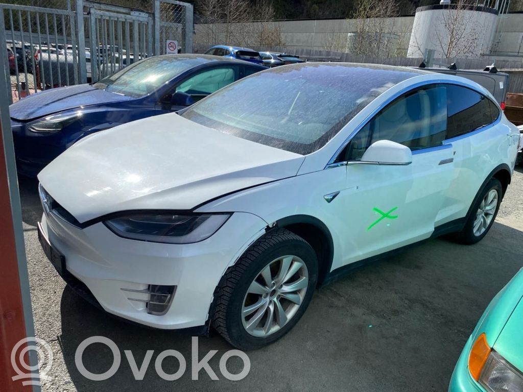 Model X Tesla Model X