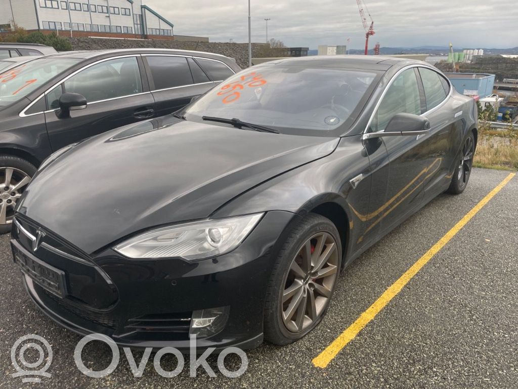 Model S Tesla Model S  6008022E0D