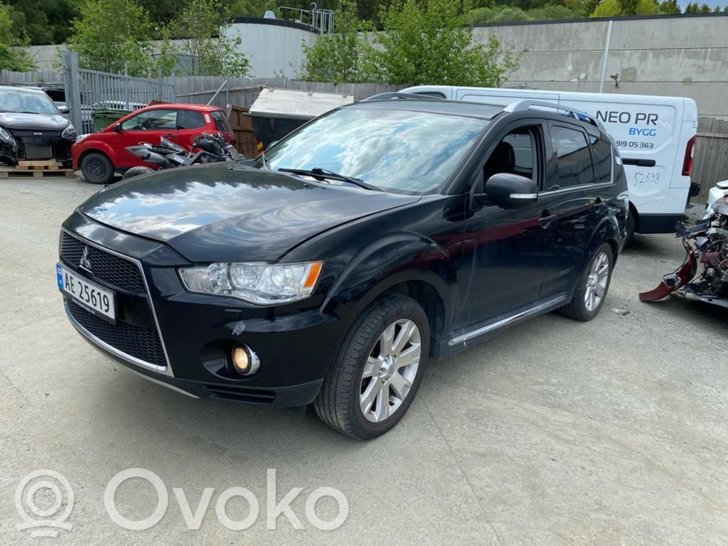 Outlander Outlander  5700A871