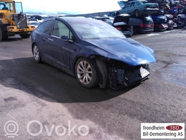 Model X Tesla Model X  106910400B