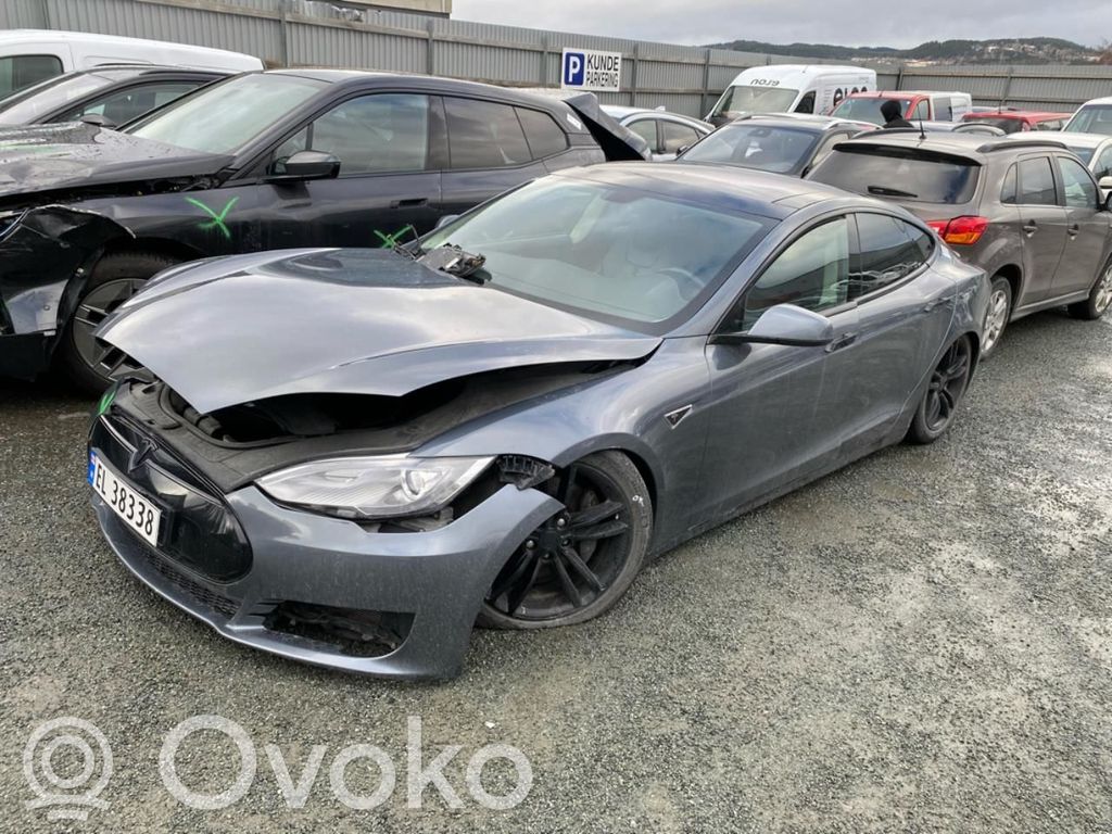Model S Tesla Model S