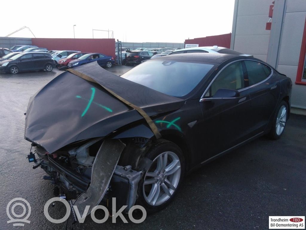 Model S Tesla Model S  2007108