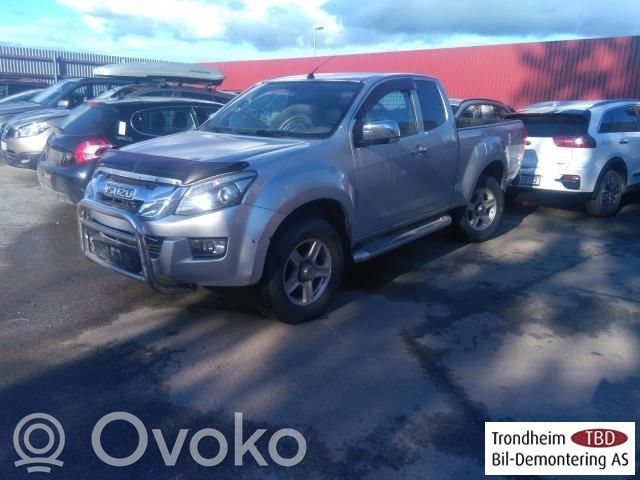 D-Max D-Max  8981082608