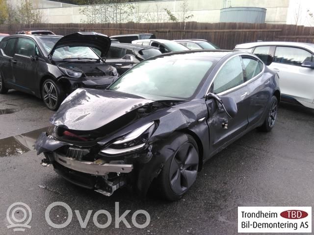 Model 3 Tesla Model 3  206796802B