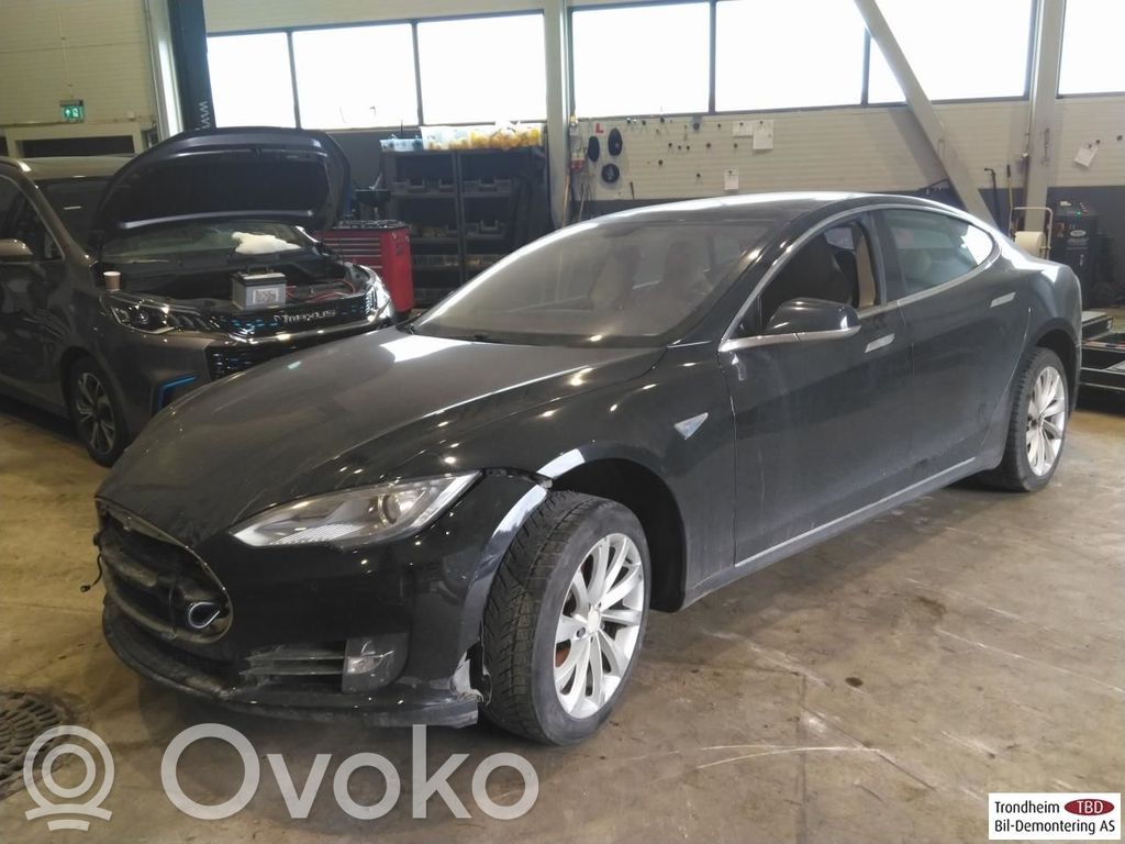 Model S Tesla Model S  40569