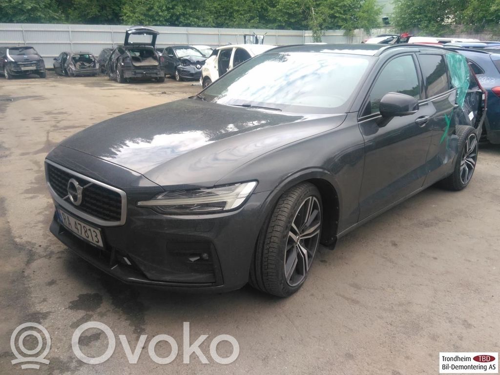 V60 V60, V60 Cross Country  31430509