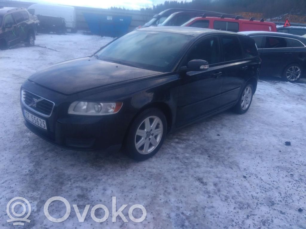 V50 V50  30795406
