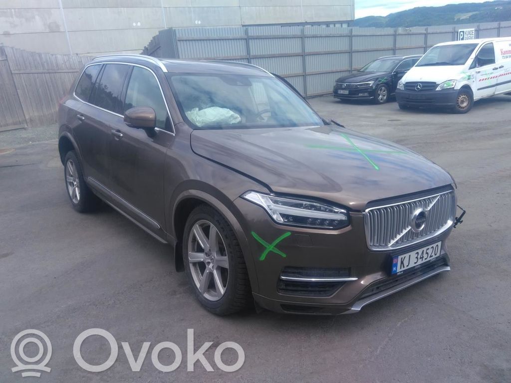 XC90 XC90  31492562