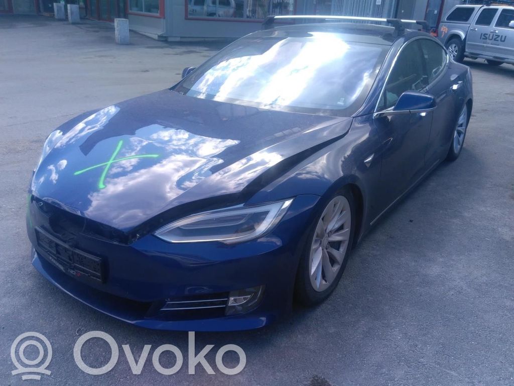Model S Tesla Model S