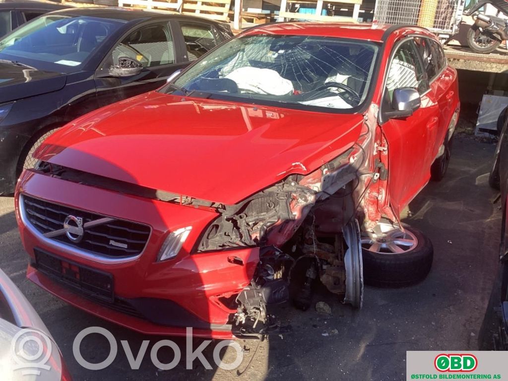 V60 V60, V60 Cross Country  30659475