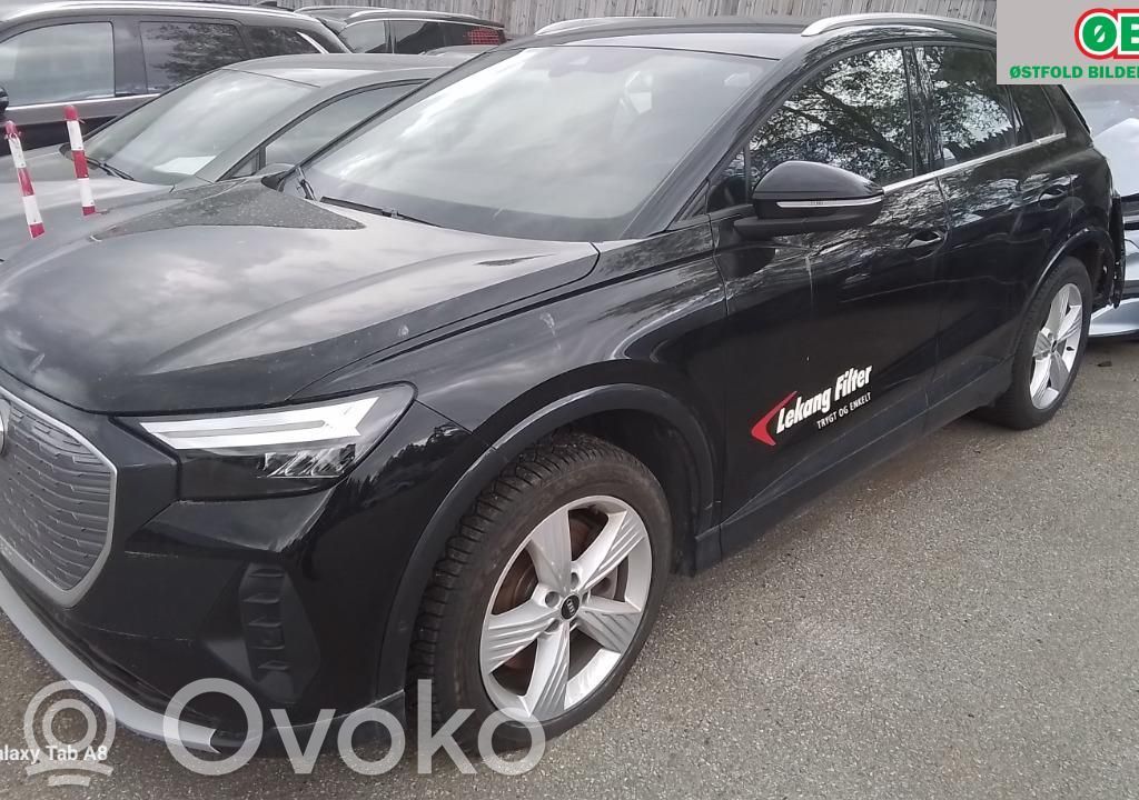 Q4 e-tron Q4 e-tron  89A959569