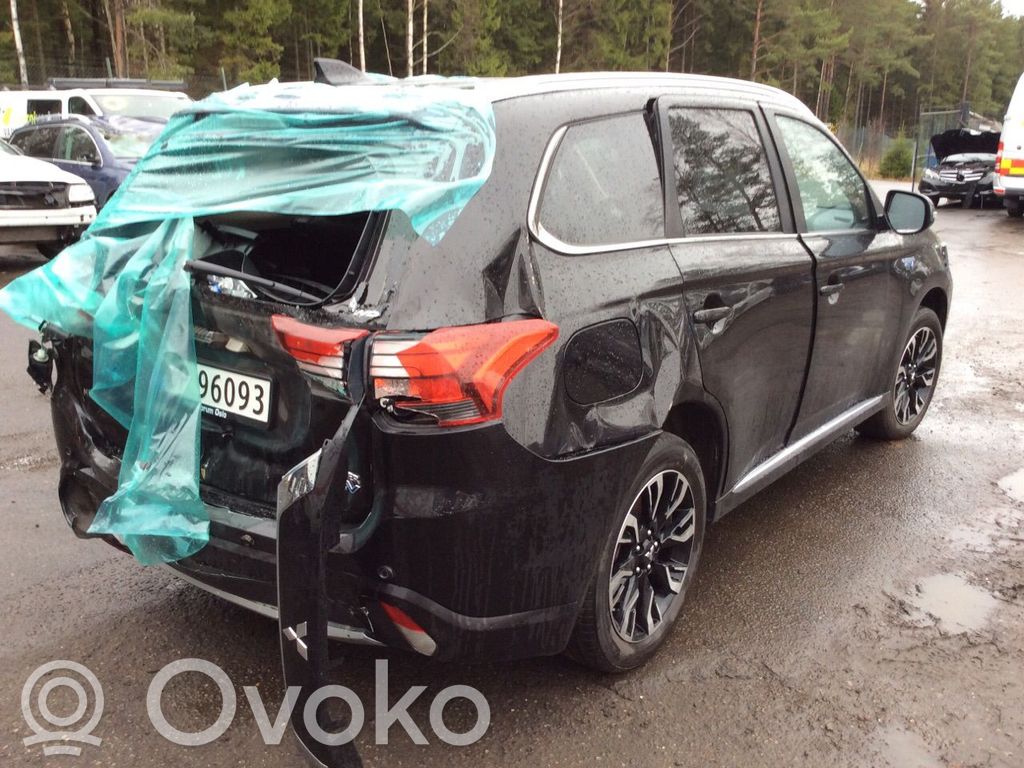Outlander Outlander  8785A084