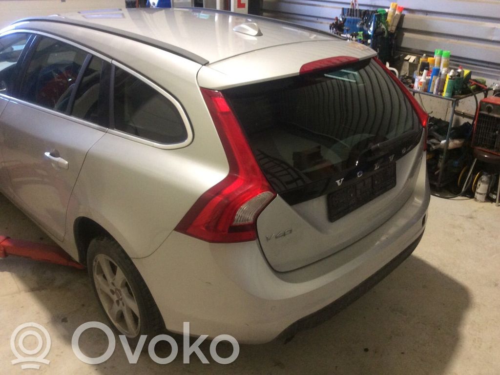 V60 V60, V60 Cross Country  36002642