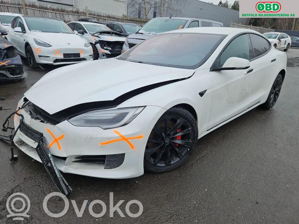 Model S Tesla Model S