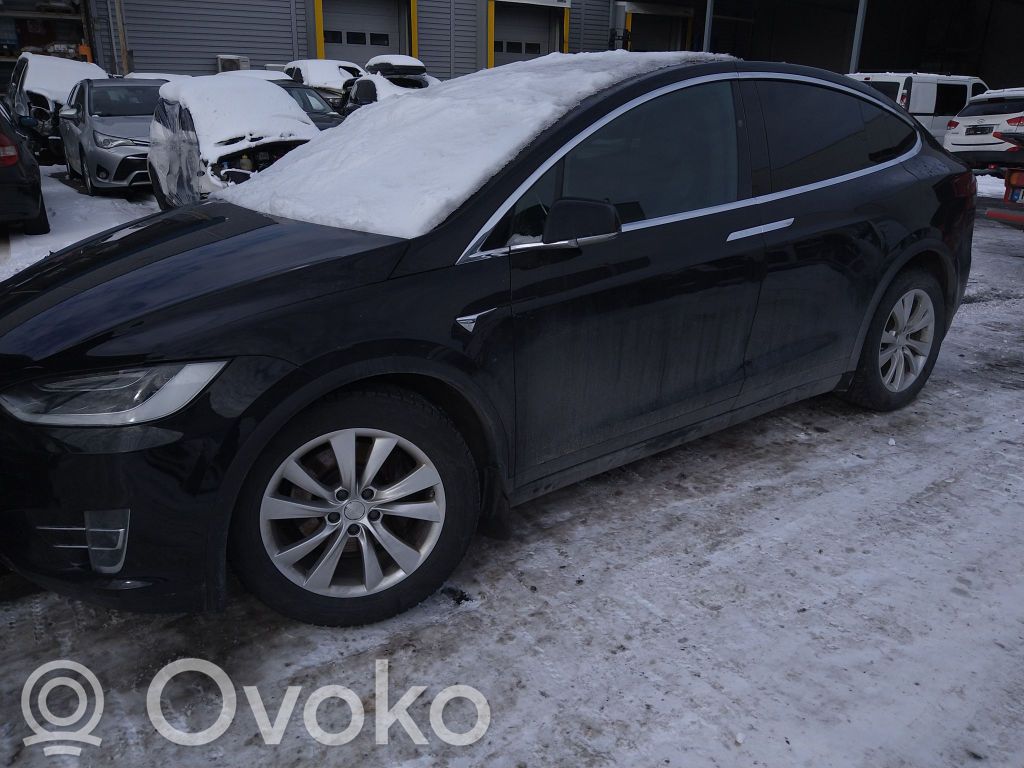 Model X Tesla Model X