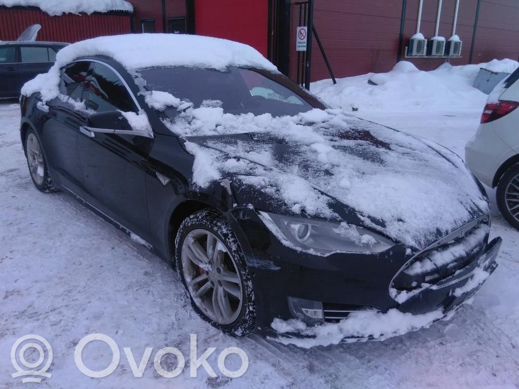 Model S Tesla Model S