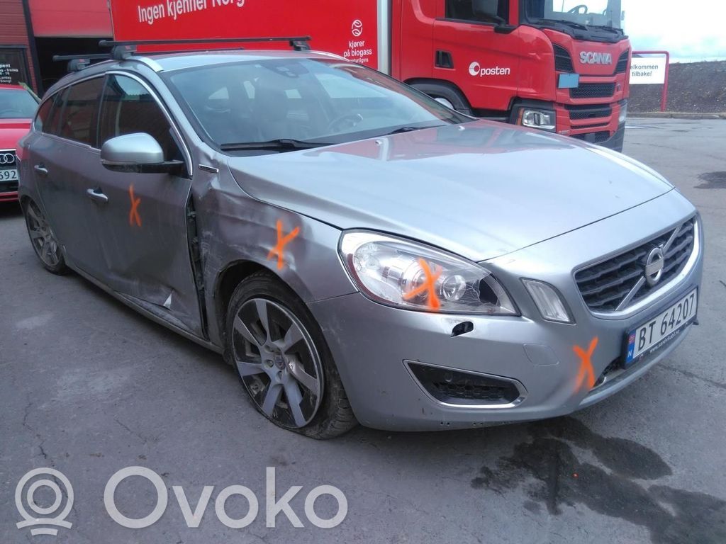 V60 V60, V60 Cross Country  TF80SD