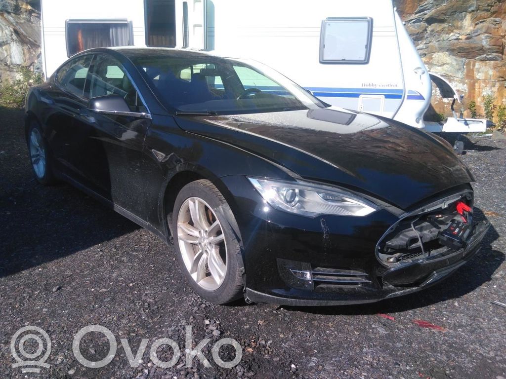 Model S Tesla Model S