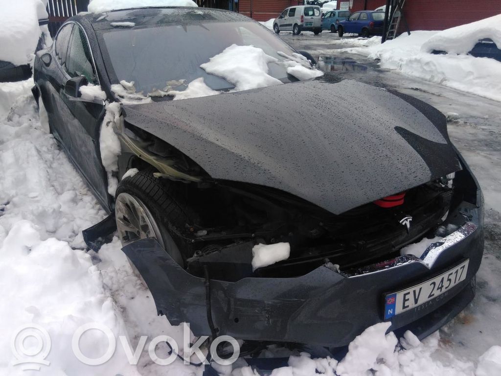 Model S Tesla Model S  112510700B