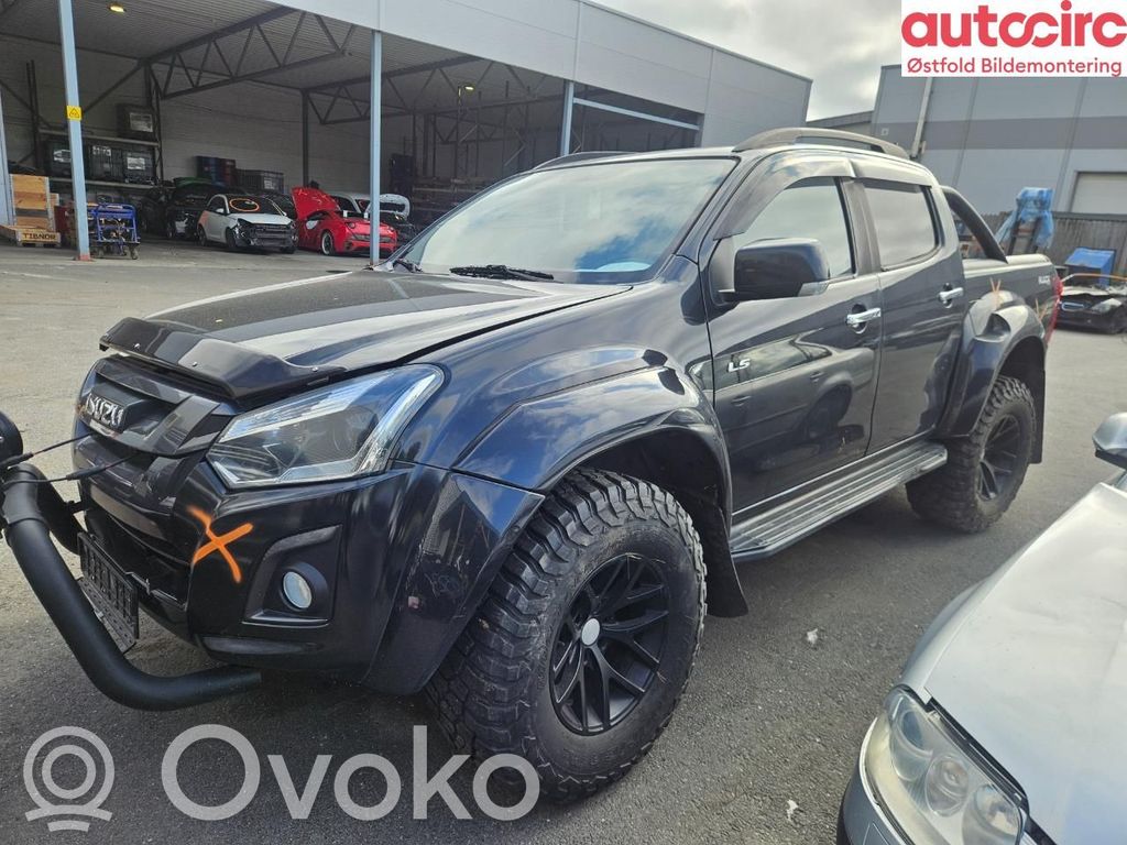 D-Max D-Max