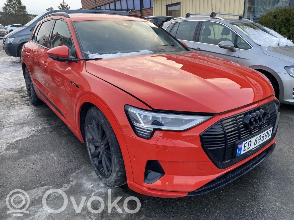 e-tron e-tron  4M0959592M
