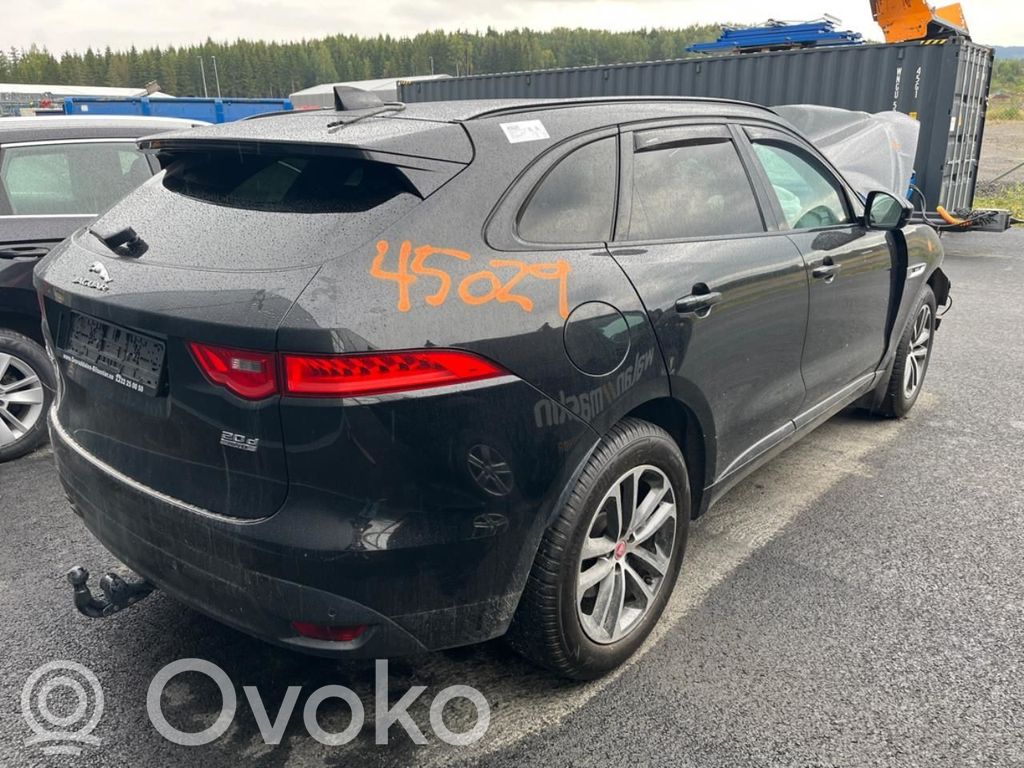 F-Pace F-Pace