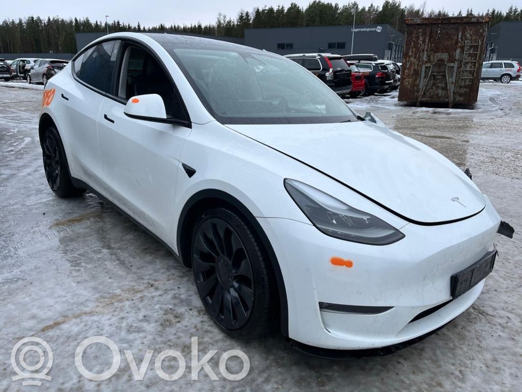 Model Y Tesla Model Y  162659900D