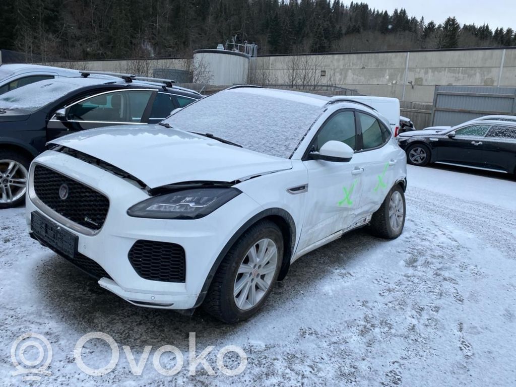 E-Pace E-Pace  J9C2731