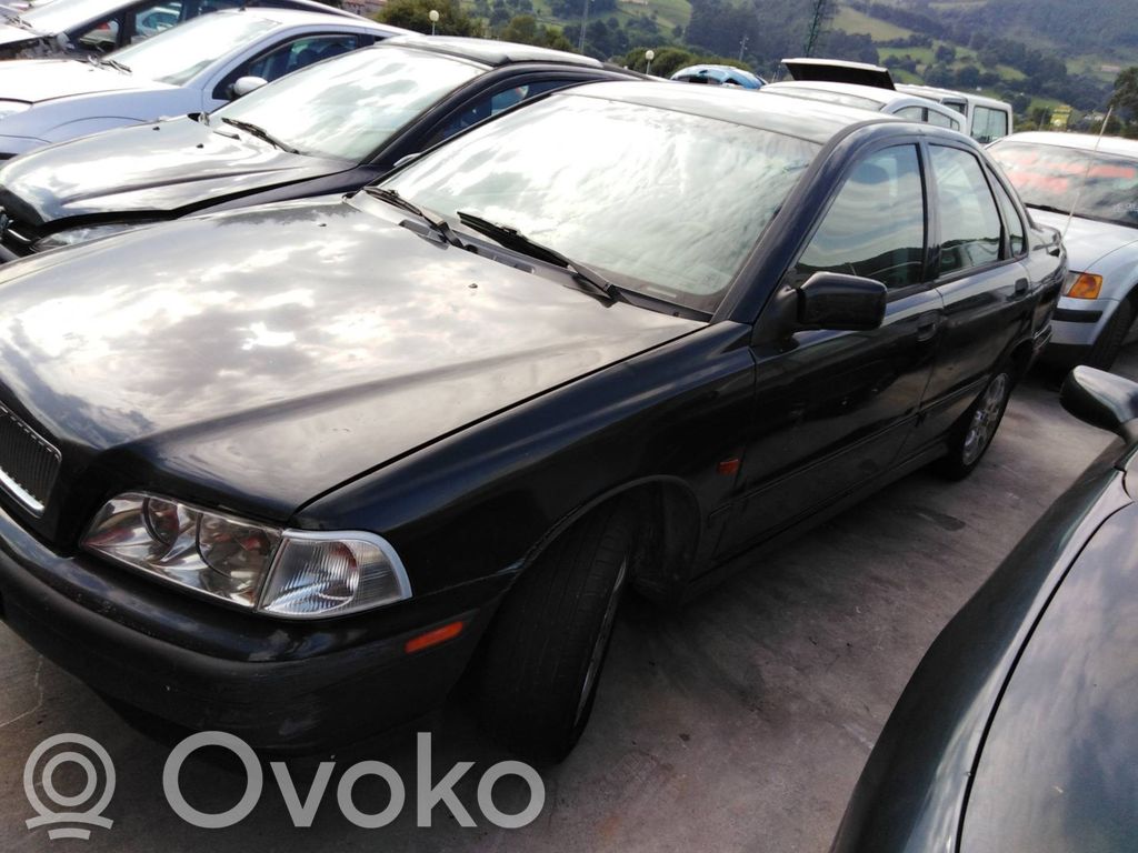 S40, V40 S40, V40