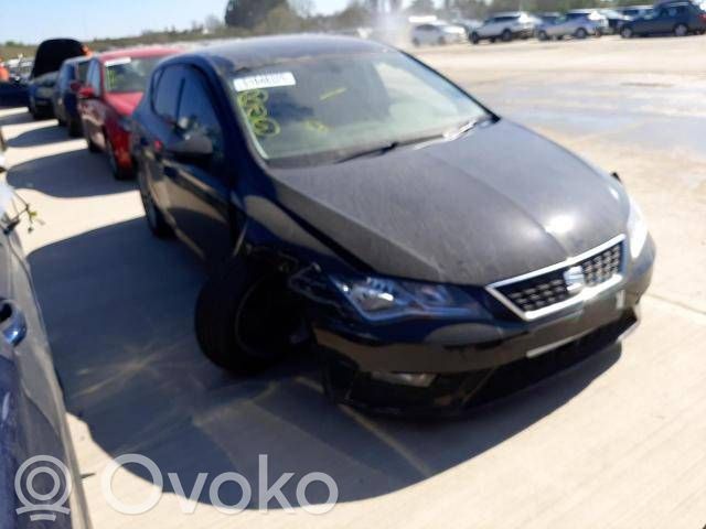 Leon (5F) Leon  04E907309