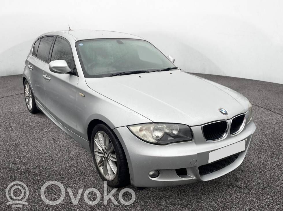 1 E81 E87 Series 1  577621DE