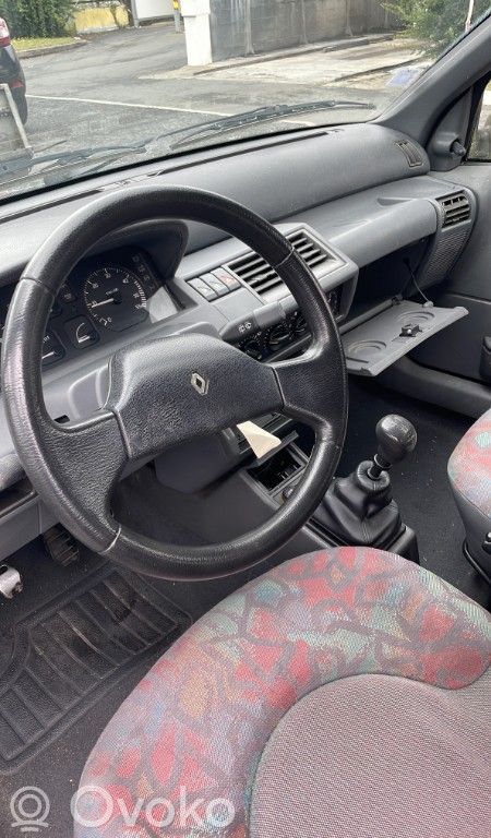 Clio I Clio  7700801174