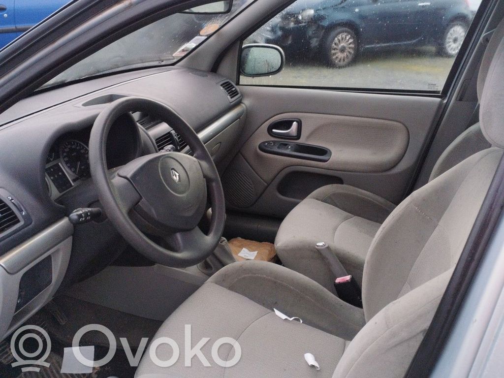 Clio II Clio  7700437072